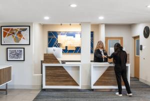 holiday inn express redding north by ihg