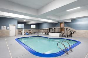 holiday inn express redding north by ihg