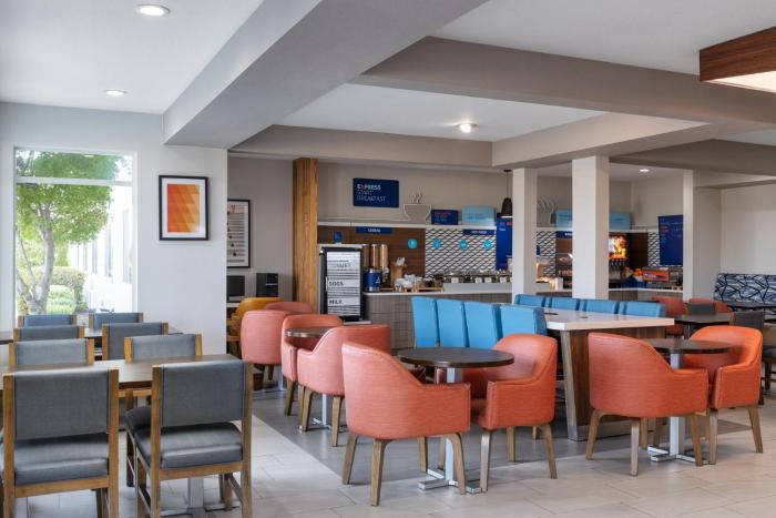 holiday inn express redding north by ihg
