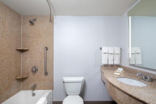 hilton garden inn halifax airport