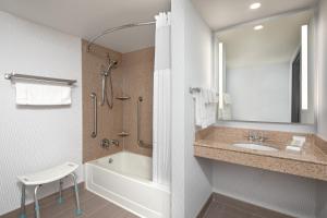 hilton garden inn halifax airport