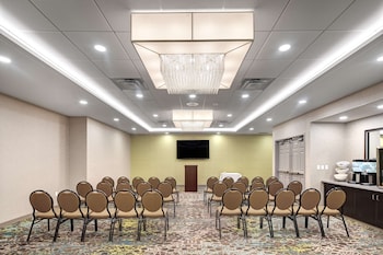 Hilton Garden Inn Halifax Airport,Enfield>>Dartmouth,3 star