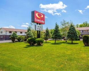 surestay by best western massena