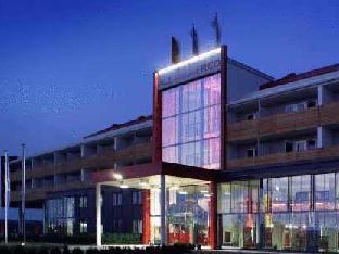 thermenhotel all in red