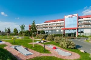 thermenhotel all in red