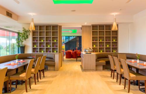 thermenhotel all in red