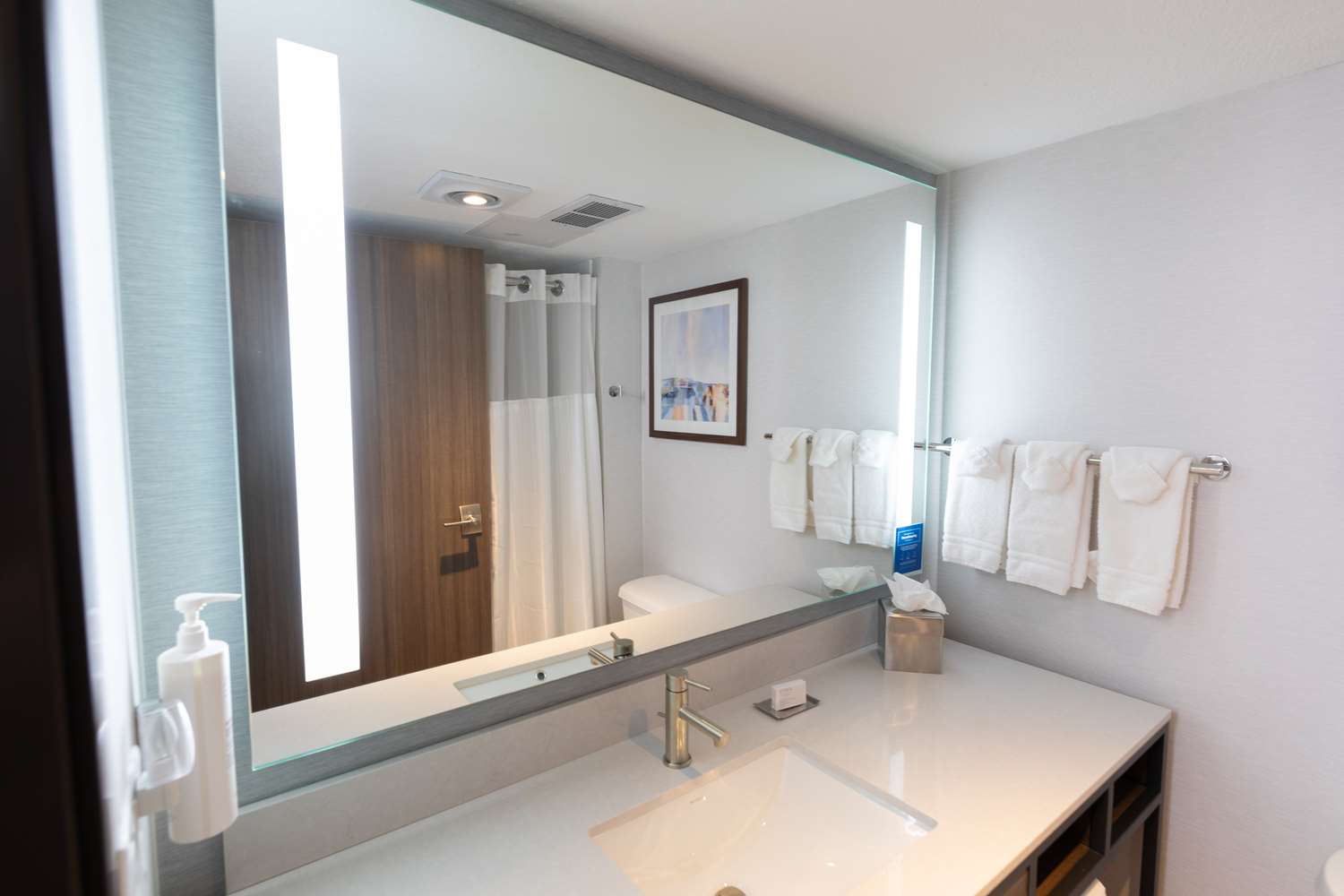 hilton garden inn des moines airport