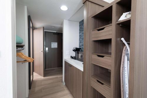 hilton garden inn des moines airport