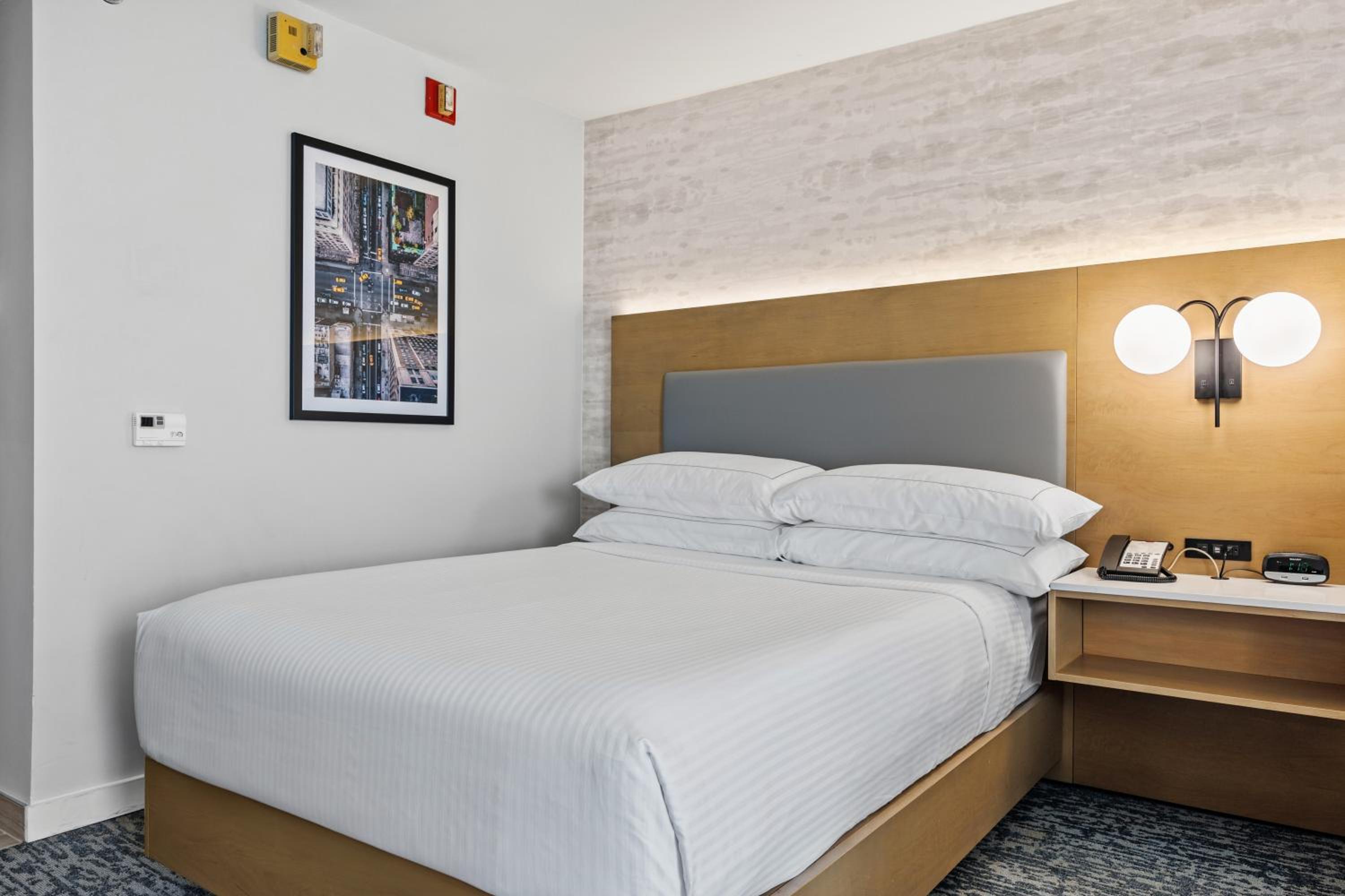doubletree by hilton new york jfk airport