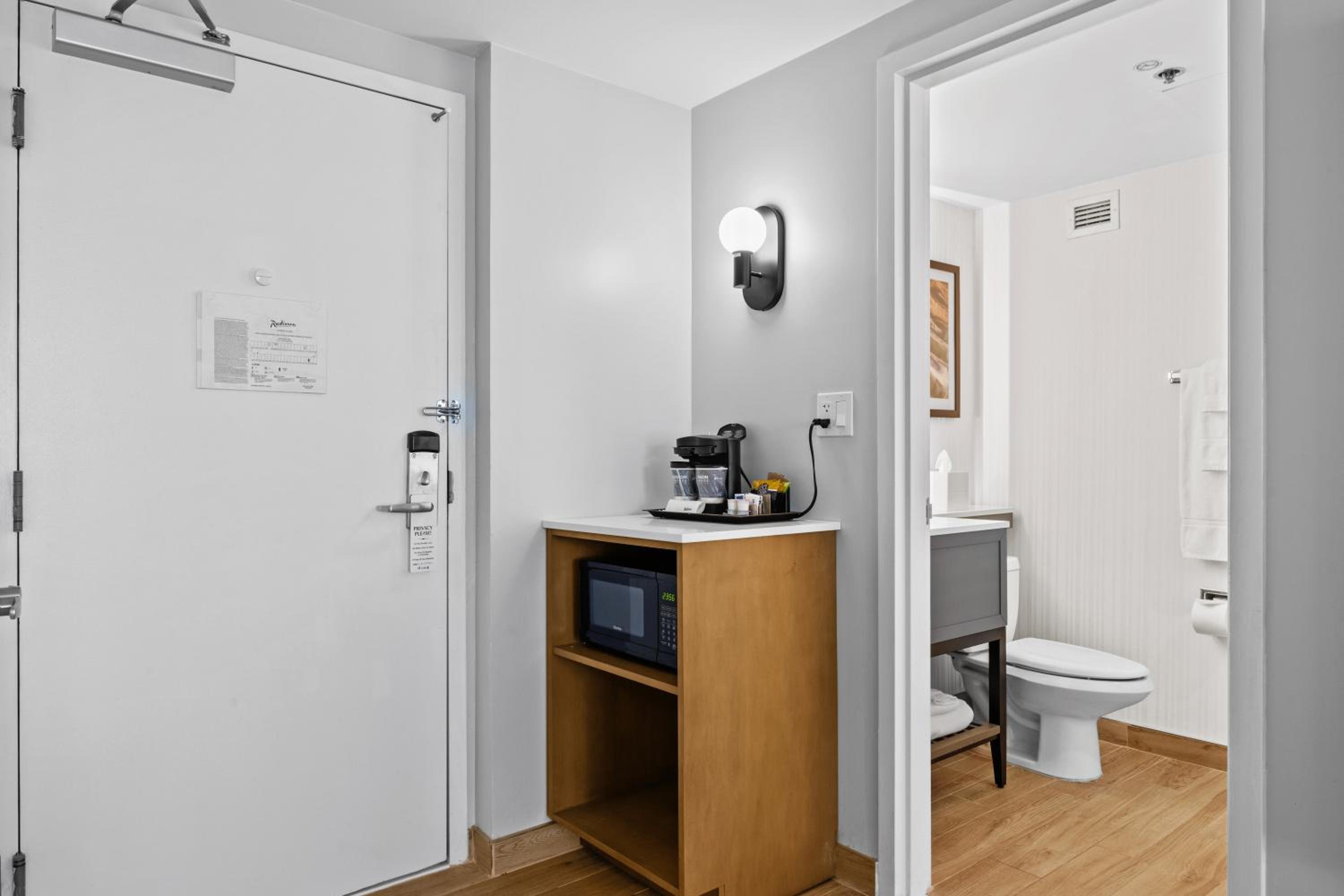 doubletree by hilton new york jfk airport