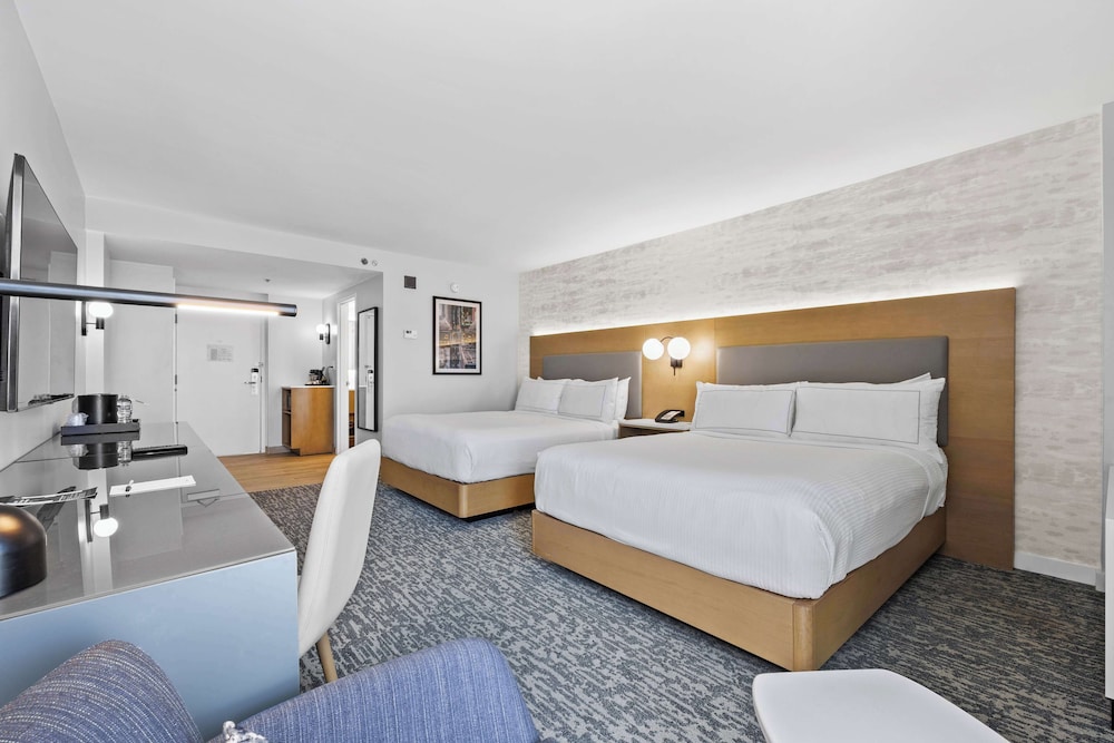 doubletree by hilton new york jfk airport