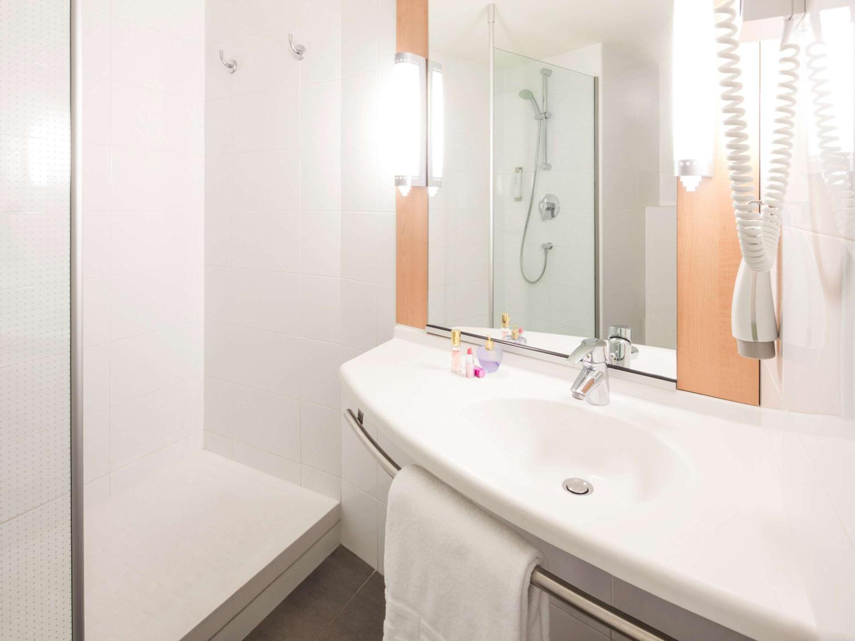doubletree by hilton new york jfk airport