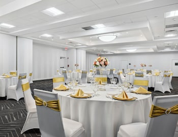 doubletree by hilton new york jfk airport