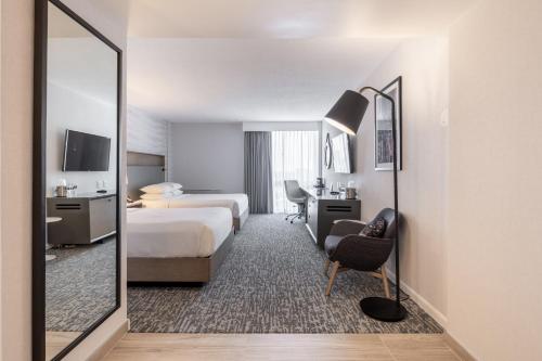 doubletree by hilton new york jfk airport