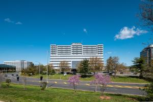 Apa Hotel Woodbridge,Near Thomas Edison Museum,4 star
