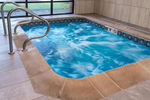 hampton inn kansas city lees summit