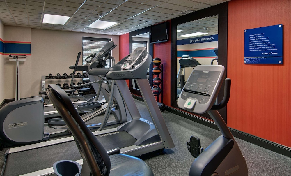 hampton inn newport news yorktown