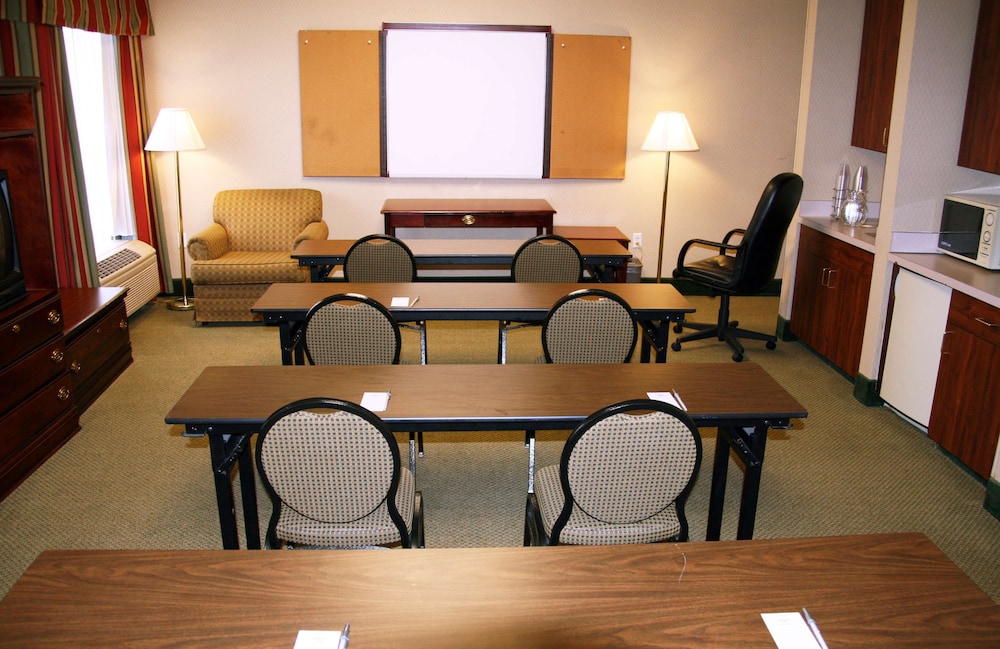 hampton inn newport news yorktown