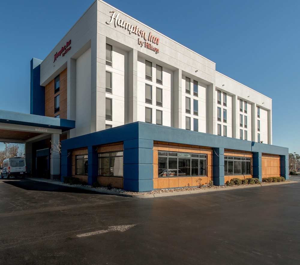 hampton inn newport news yorktown