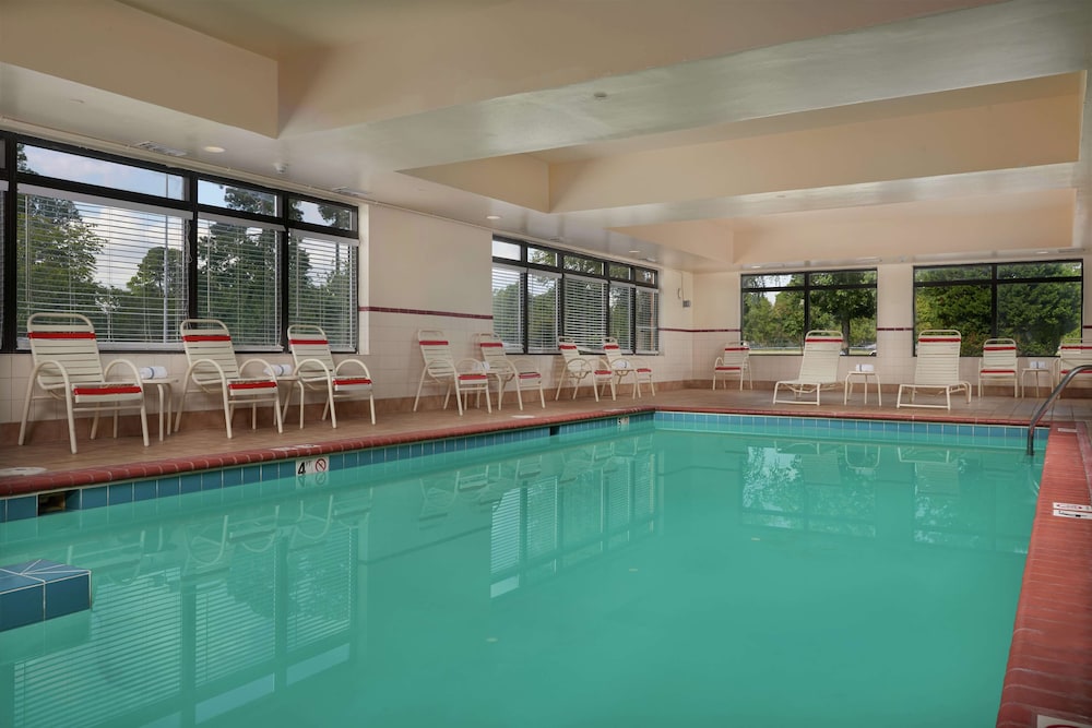 hampton inn newport news yorktown