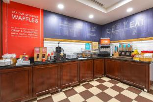 hampton inn newport news yorktown