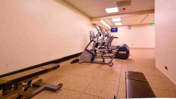 embassy suites by hilton denver central park