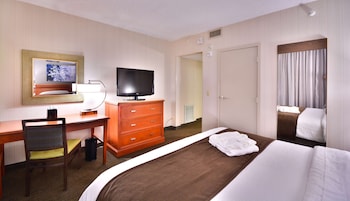 embassy suites by hilton denver central park