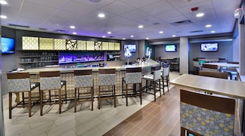 embassy suites by hilton denver central park