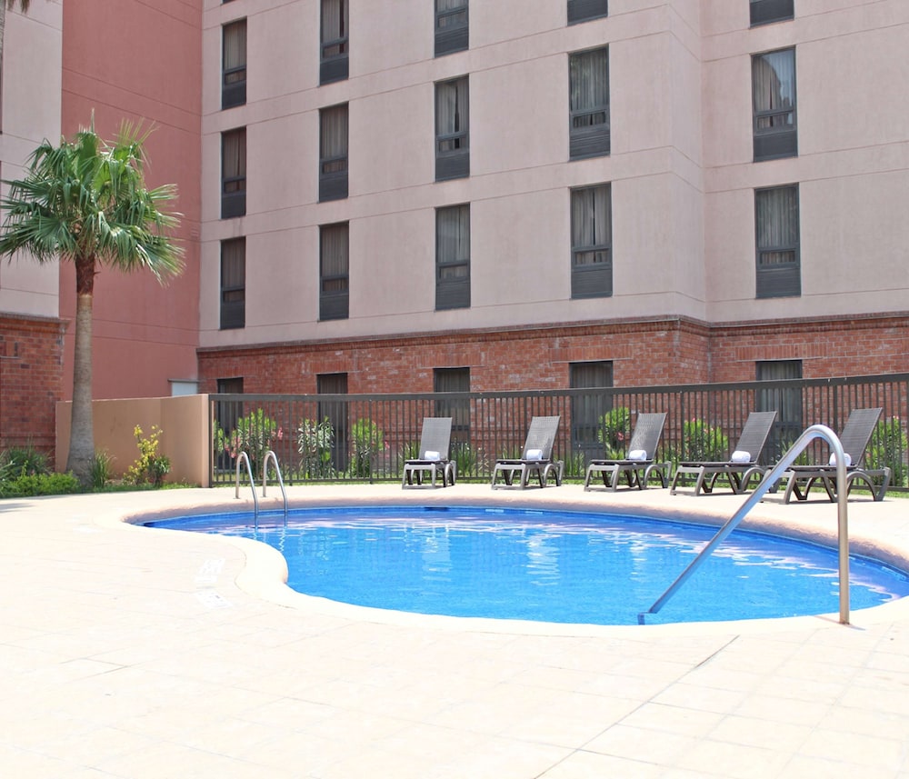 hampton by hilton saltillo