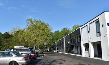 economy inn