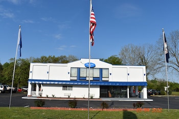 economy inn