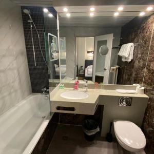 hotel konigshof the arthouse