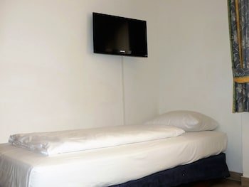 hotel konigshof the arthouse