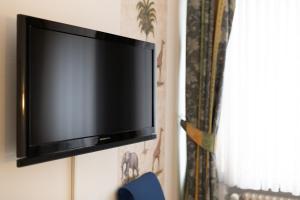 hotel konigshof the arthouse