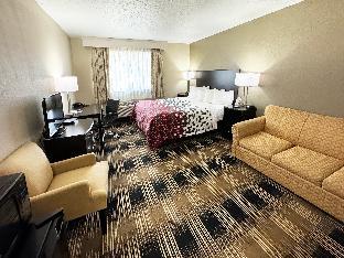 econo lodge wausau rothschild