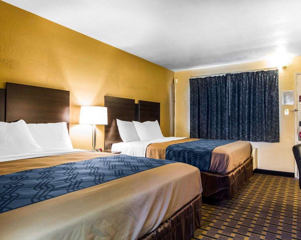 econo lodge sacramento convention center