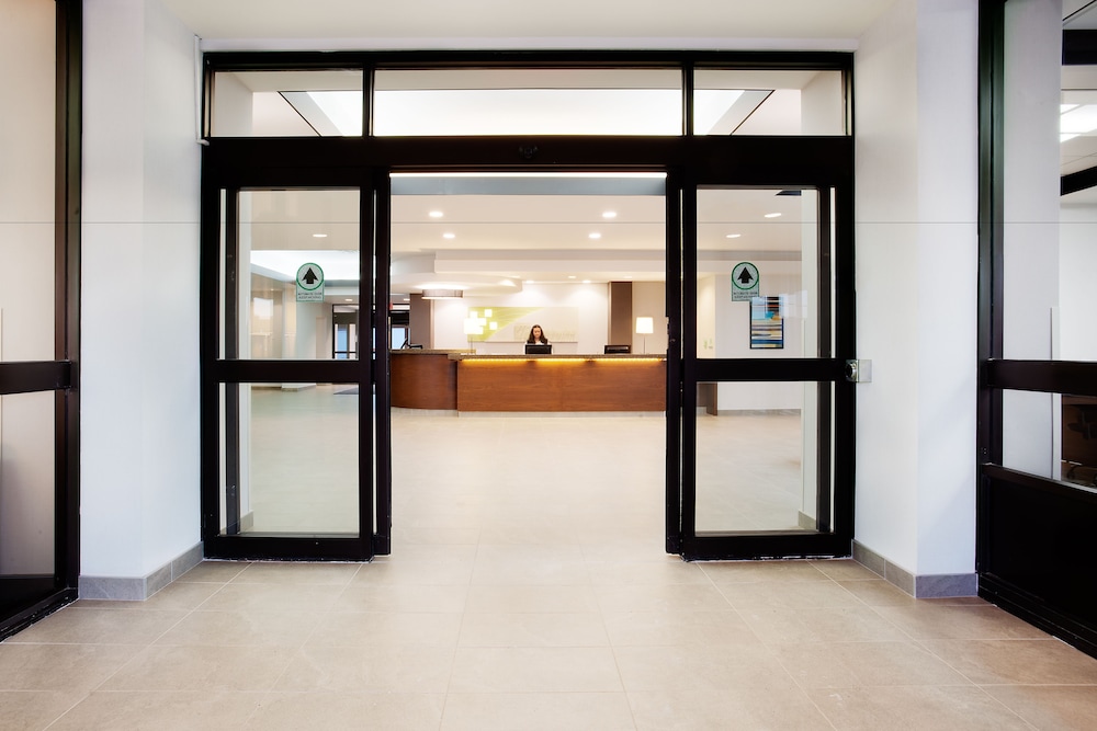 holiday inn ottawa east by ihg