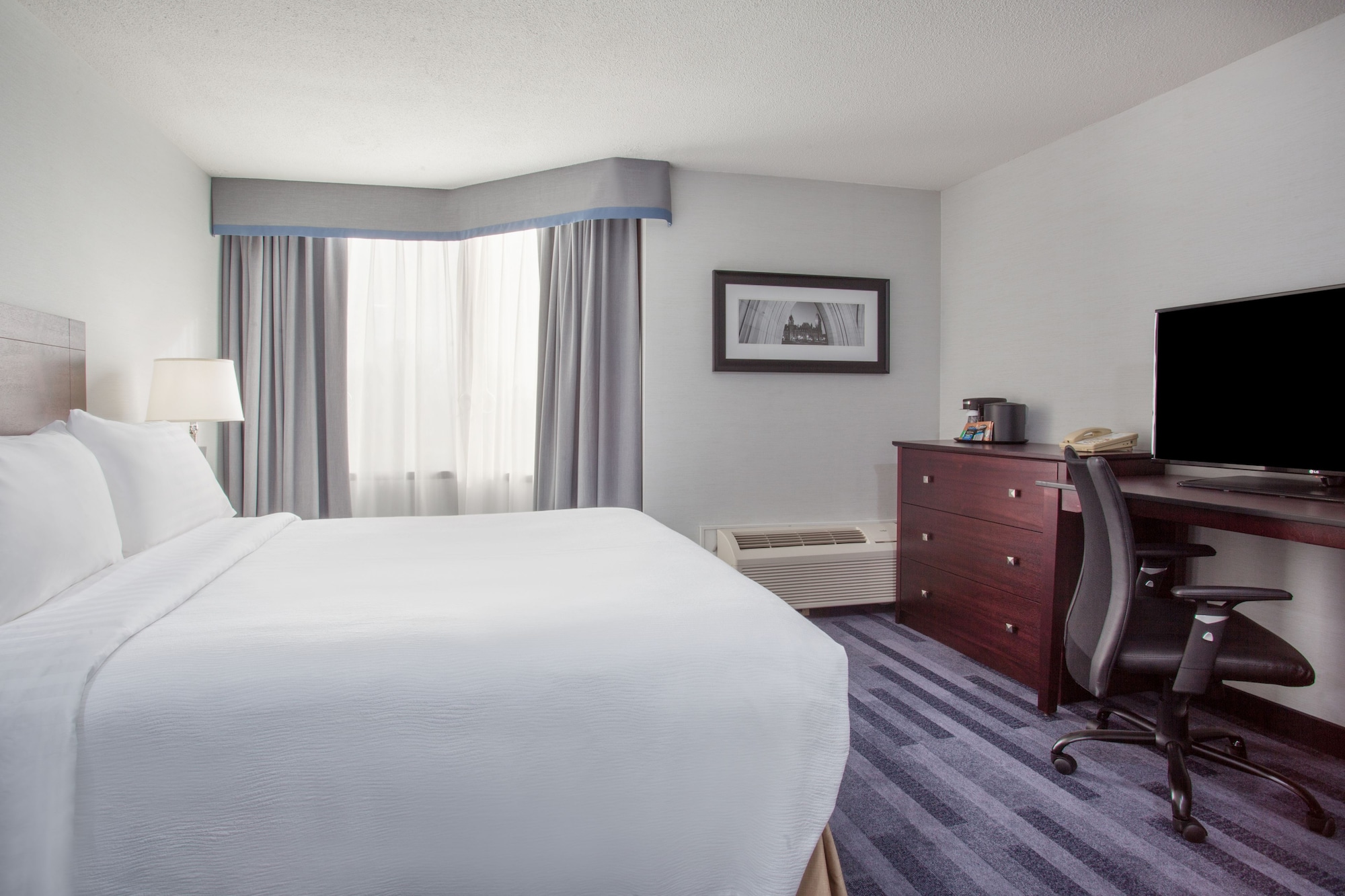holiday inn ottawa east by ihg
