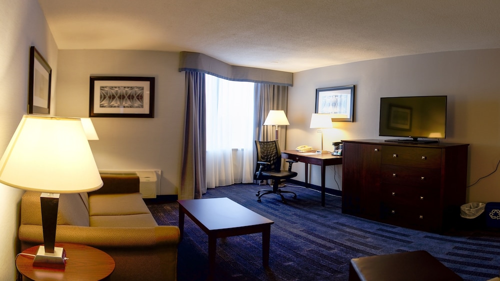 holiday inn ottawa east by ihg