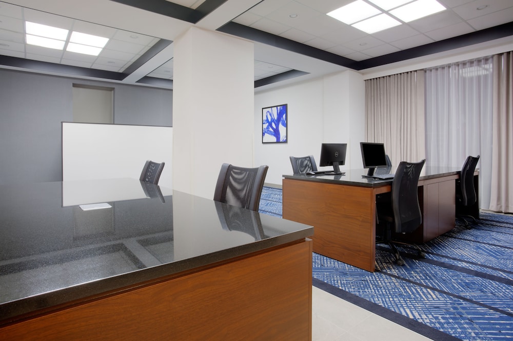 holiday inn ottawa east by ihg