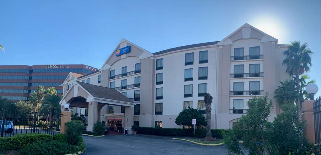 comfort inn and suites southwest fwy at westpark