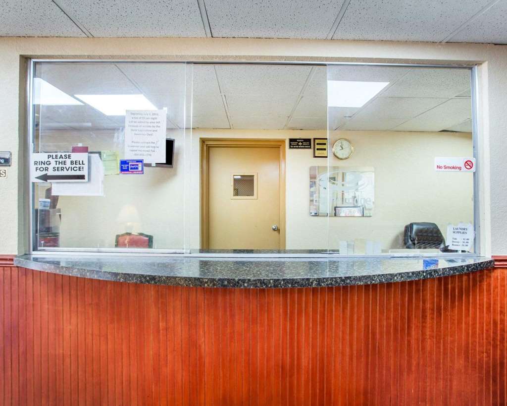 rodeway inn stone mountain