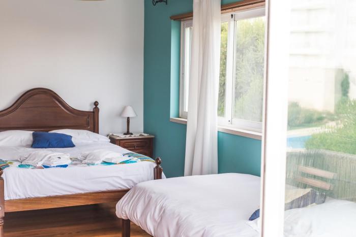 ericeira chill hill hostel and private rooms