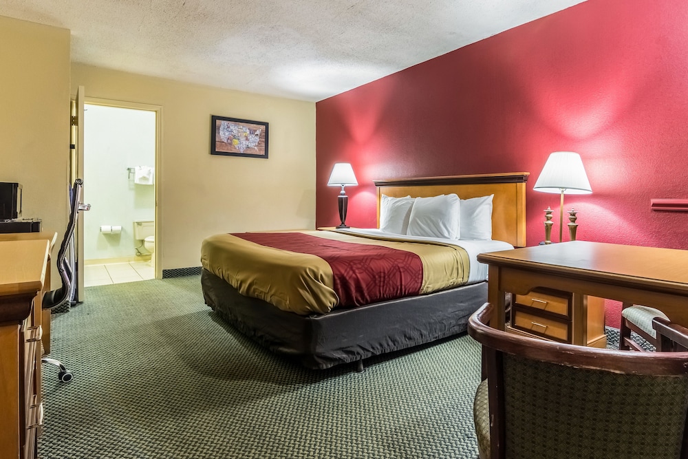 econo lodge whiteville