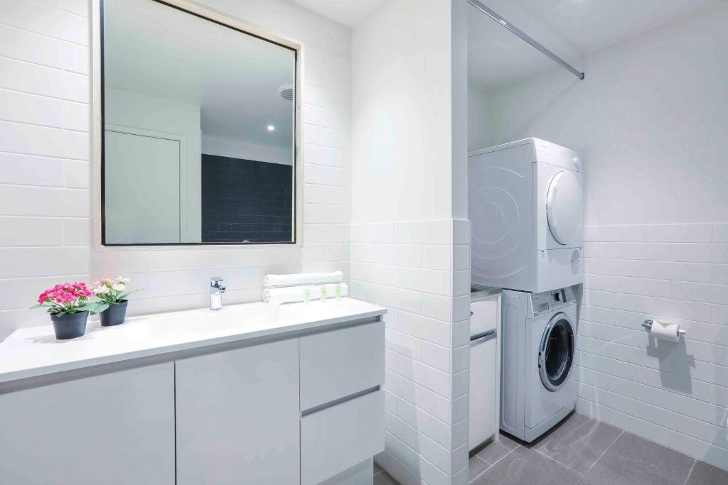 Sandbox Luxury Beach Front Apartments,Queensland>>Gold Coast,4 star