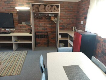 Coorrabin Motor Inn,Moyston>>Grampians,3 star