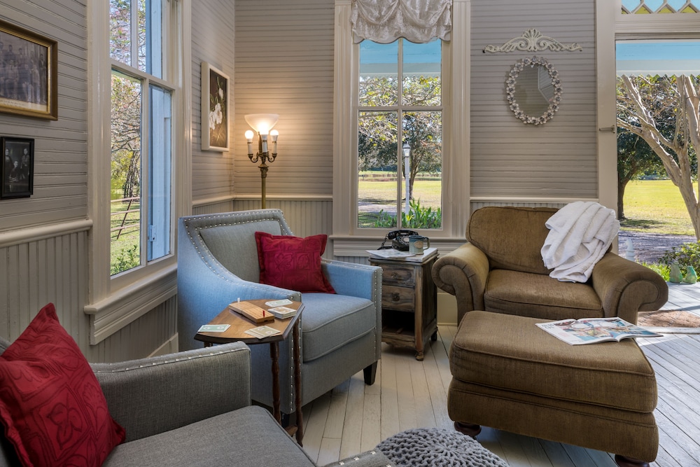 maison dmemoire bed and breakfast cottages