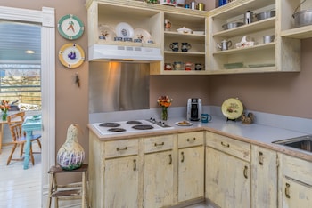 maison dmemoire bed and breakfast cottages