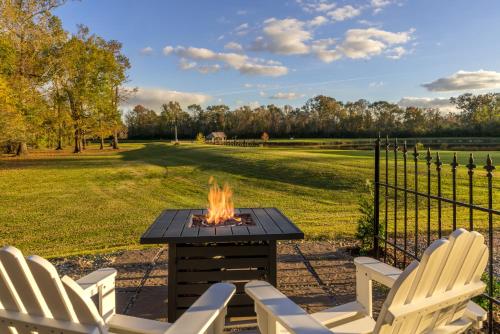 Maison D'memoire Bed & Breakfast Cottages,Lafayette>>Duson,4 star