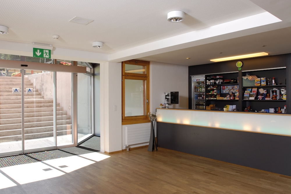 youth hostel pontresina